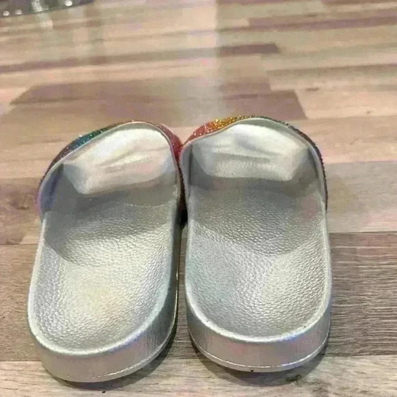 Sz. 8 Rainbow Multicolored Rhinestone Silver Slides - Picture 5 of 6